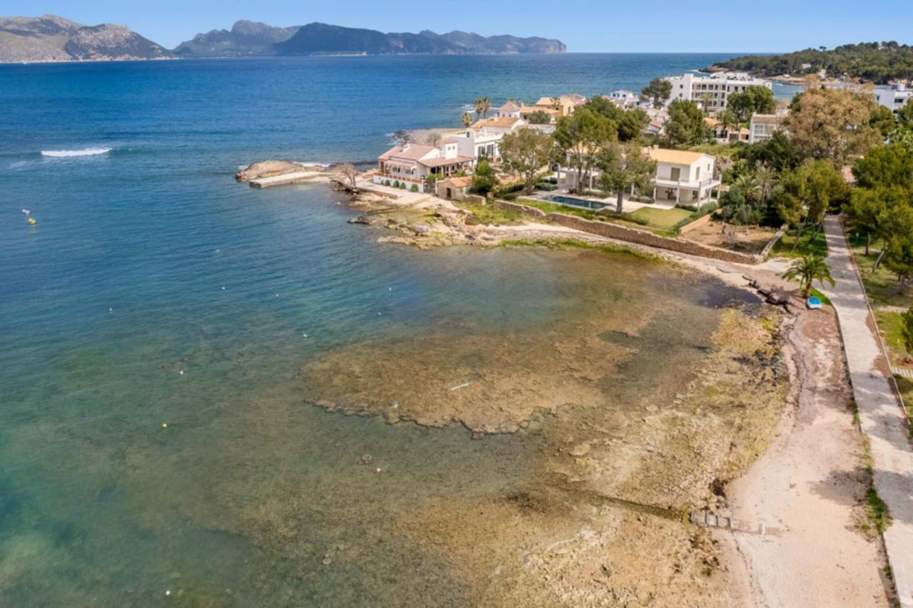 Villa Beachfront Es Clot