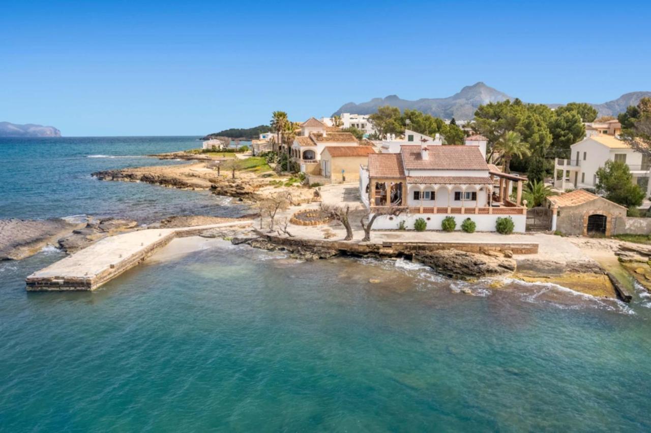 Villa Beachfront Es Clot