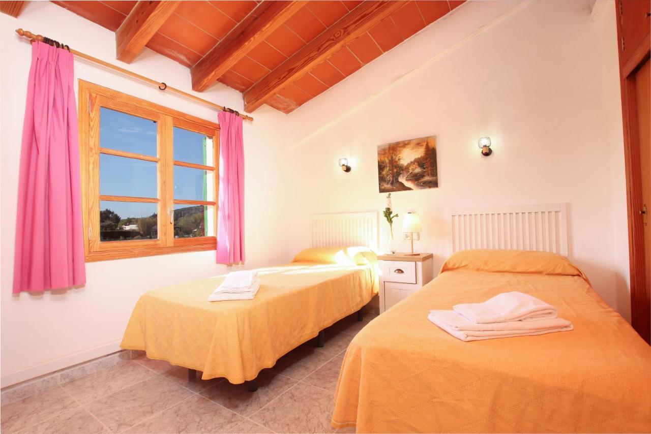 Llorenc Villa *