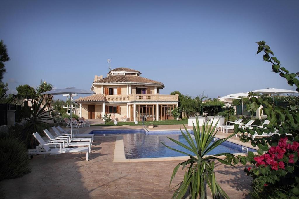 President Cosmos Villa Playa de Muro (Mallorca)