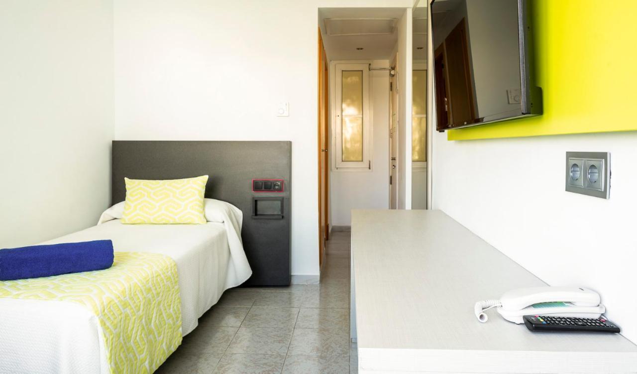 Globales Palmanova Hotel 3*