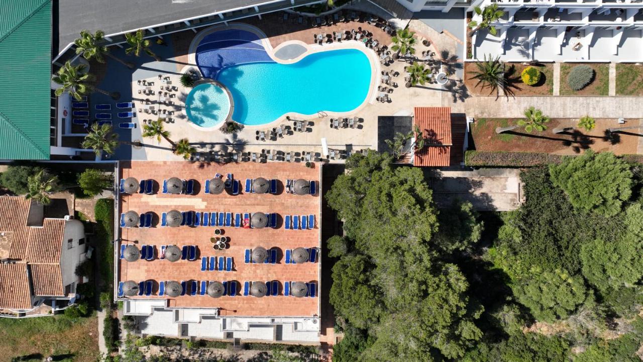 Hotel Flipflop Cala Mandia 3*