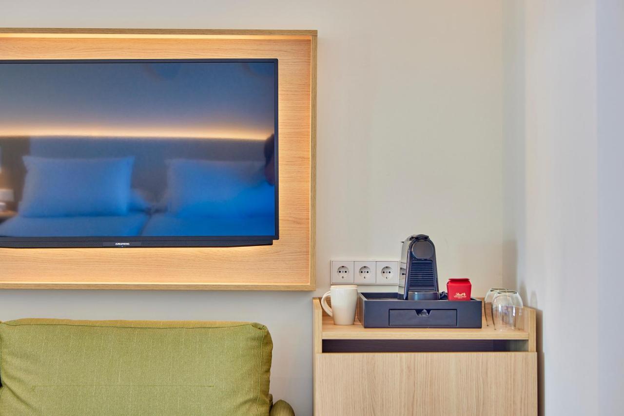 Hotel Universal Aquamarin