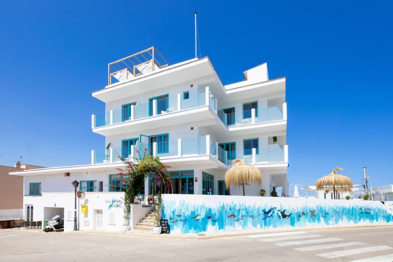 Hostal Cala Llombards *