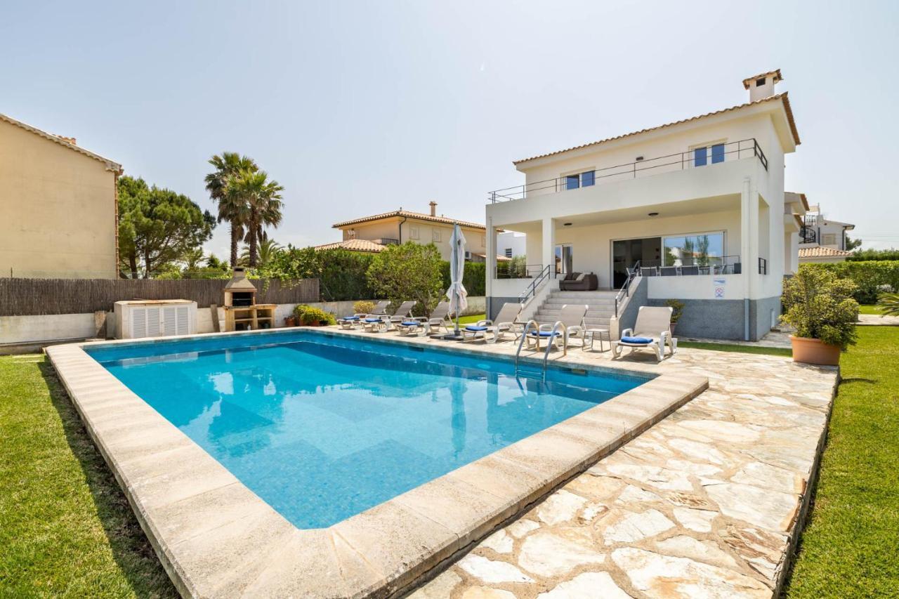 Llenaire Seven Villa *