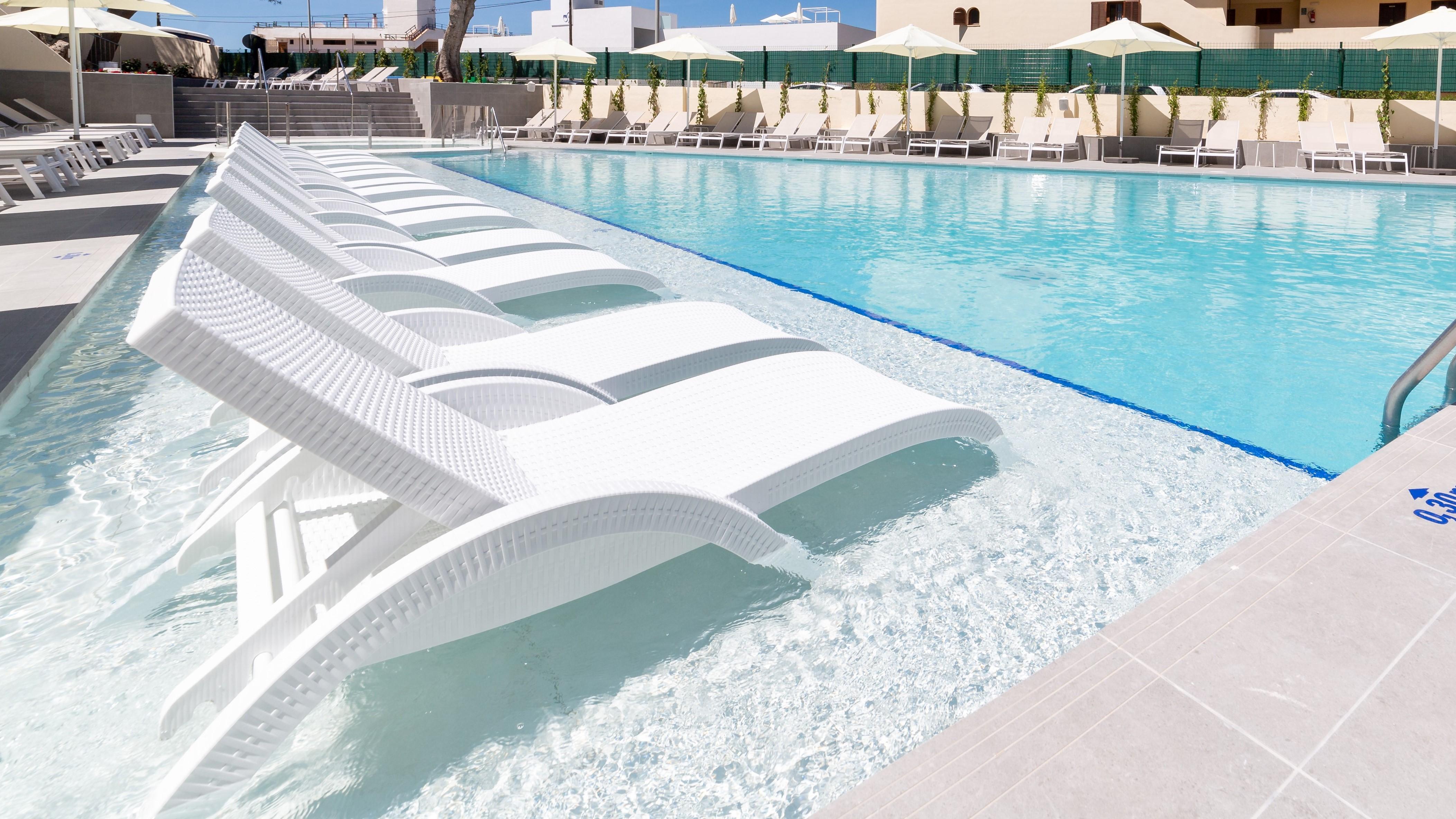 Reverence Life - Adults Only Hotel 4*