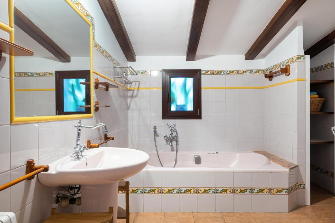 Villa New! Ses Rodes, Pool, Wifi, Bbq, Jacuzzi Portocolom (Mallorca)