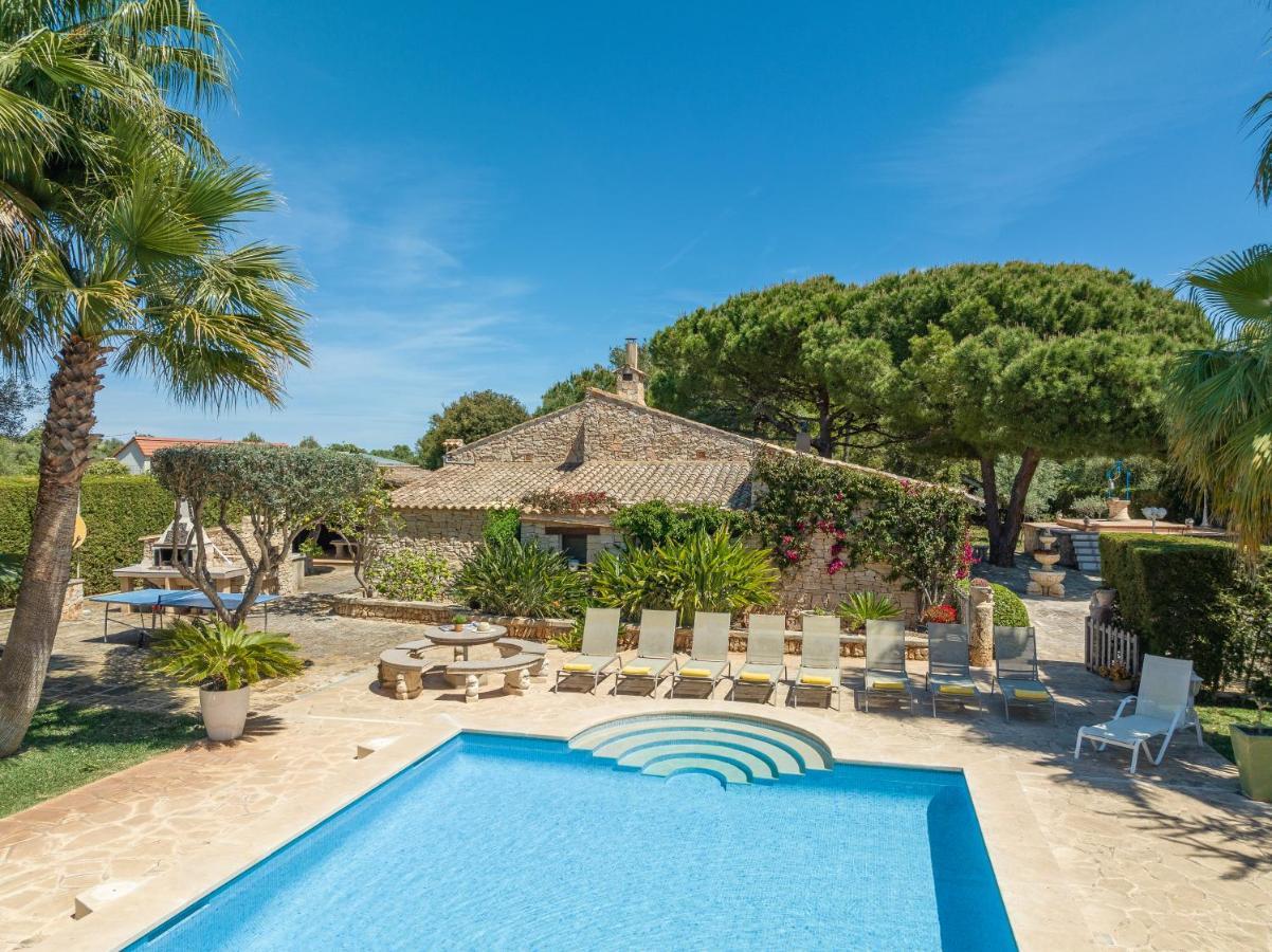 Villa New! Ses Rodes, Pool, Wifi, Bbq, Jacuzzi