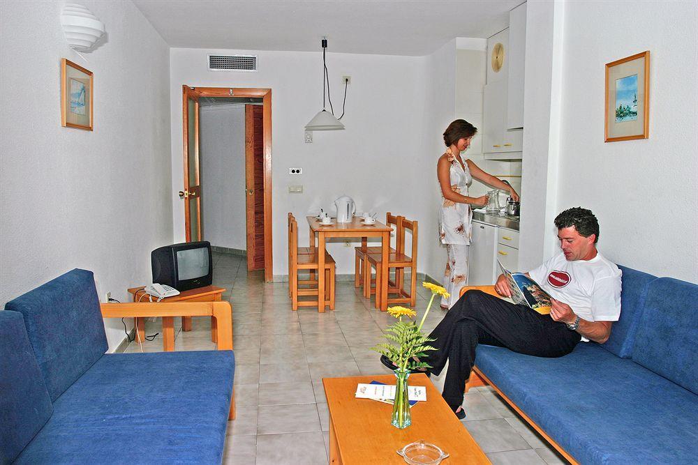 Hsm Park Apartahotel