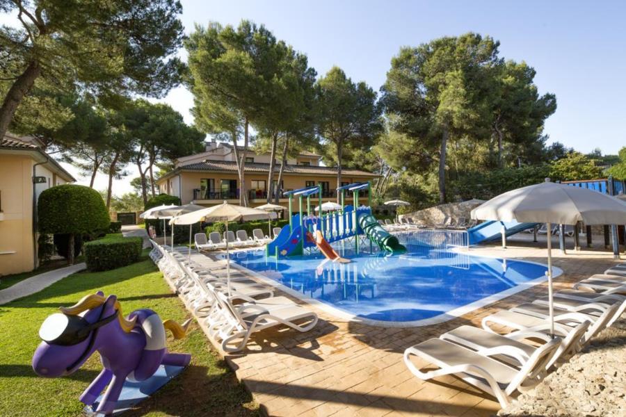 Apartahotel Vell Mari &