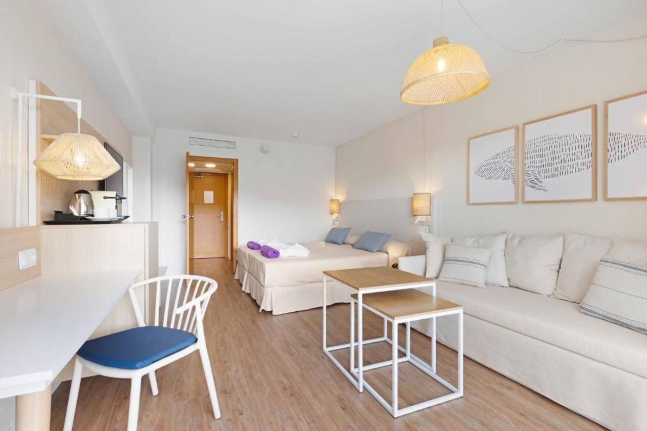 Fergus Club Park Hotel