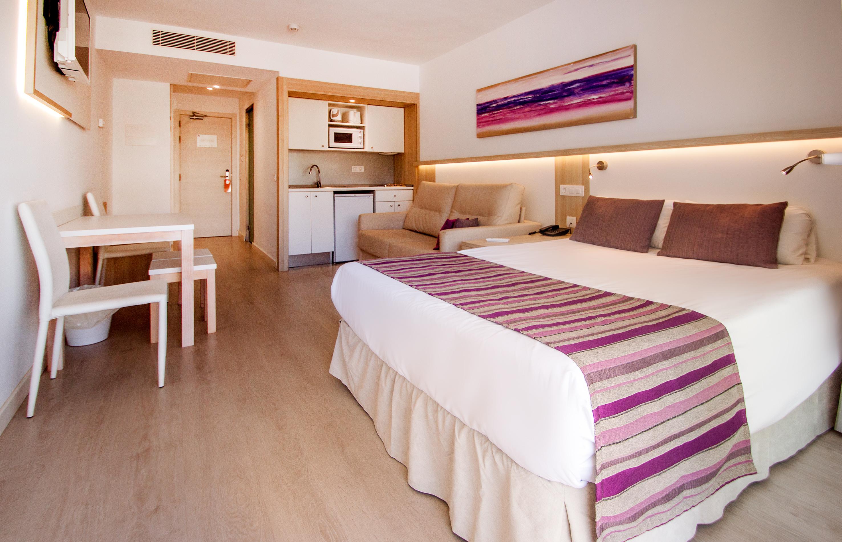 Globales Costa De La Calma Apartahotel 4*