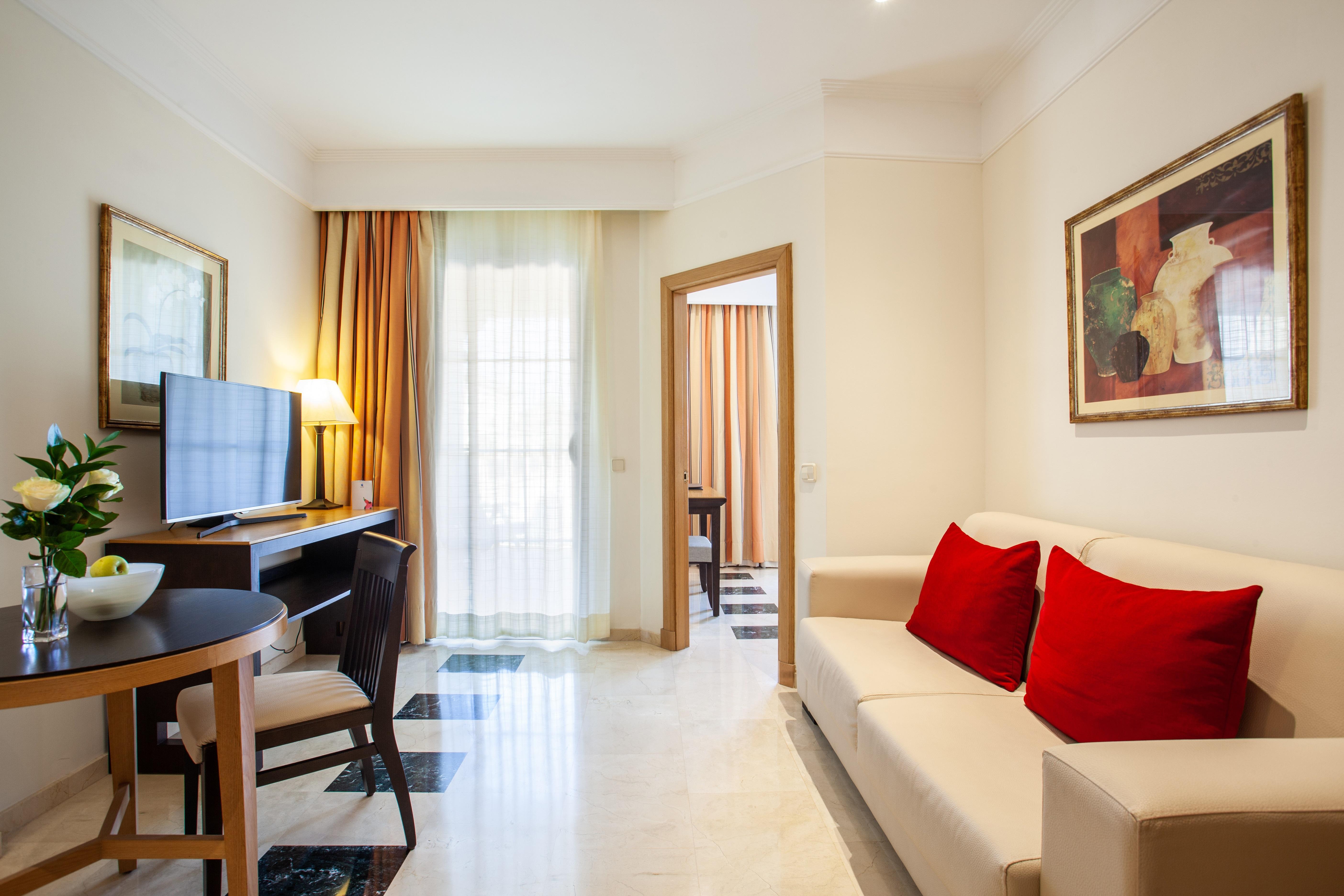Hotel Grupotel Playa De Palma Suites&spa 4*