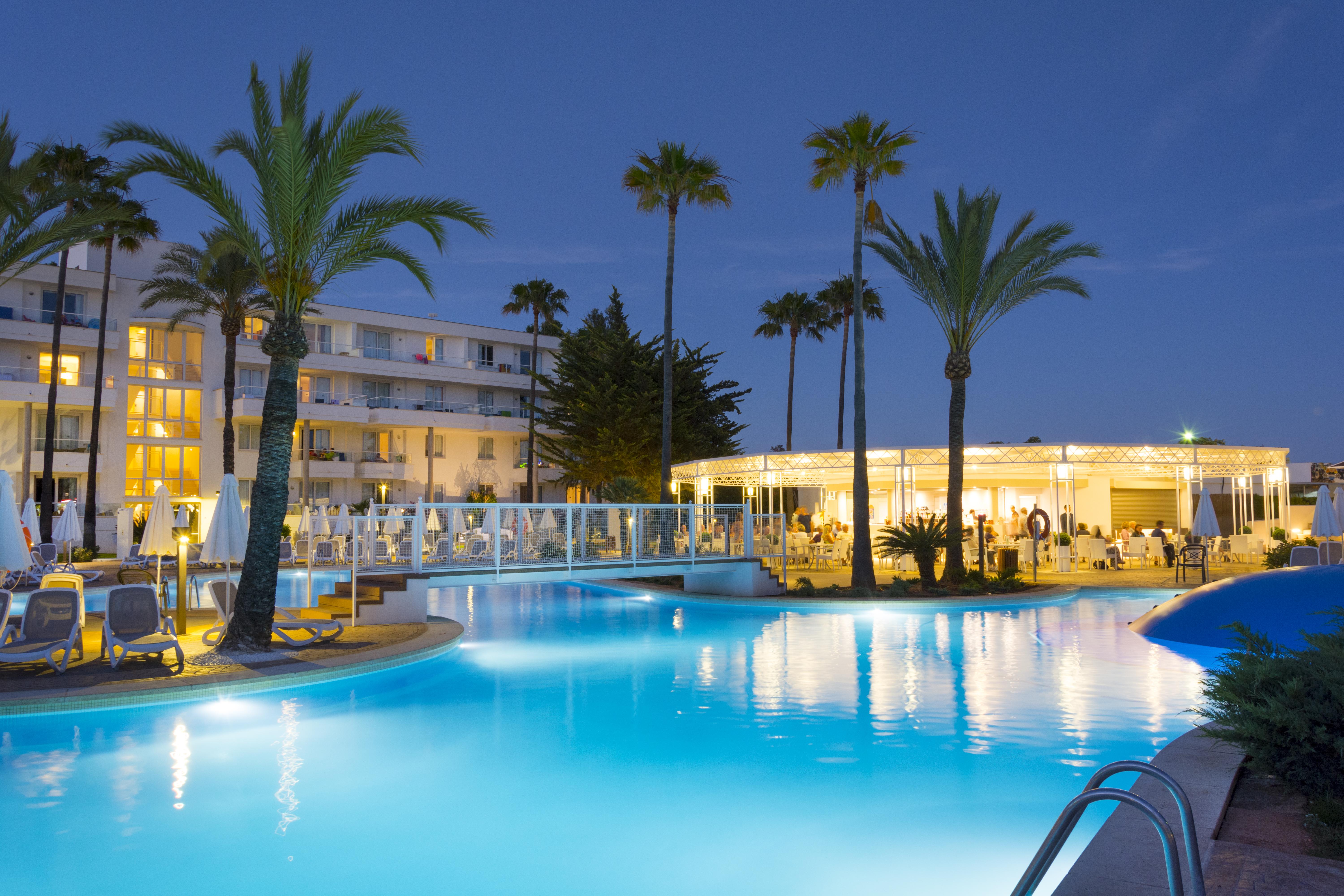 Protur Vista Badia Hotel 4*