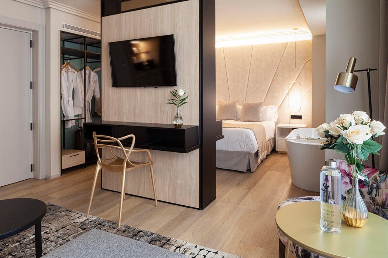 Nivia Born Boutique Hotel