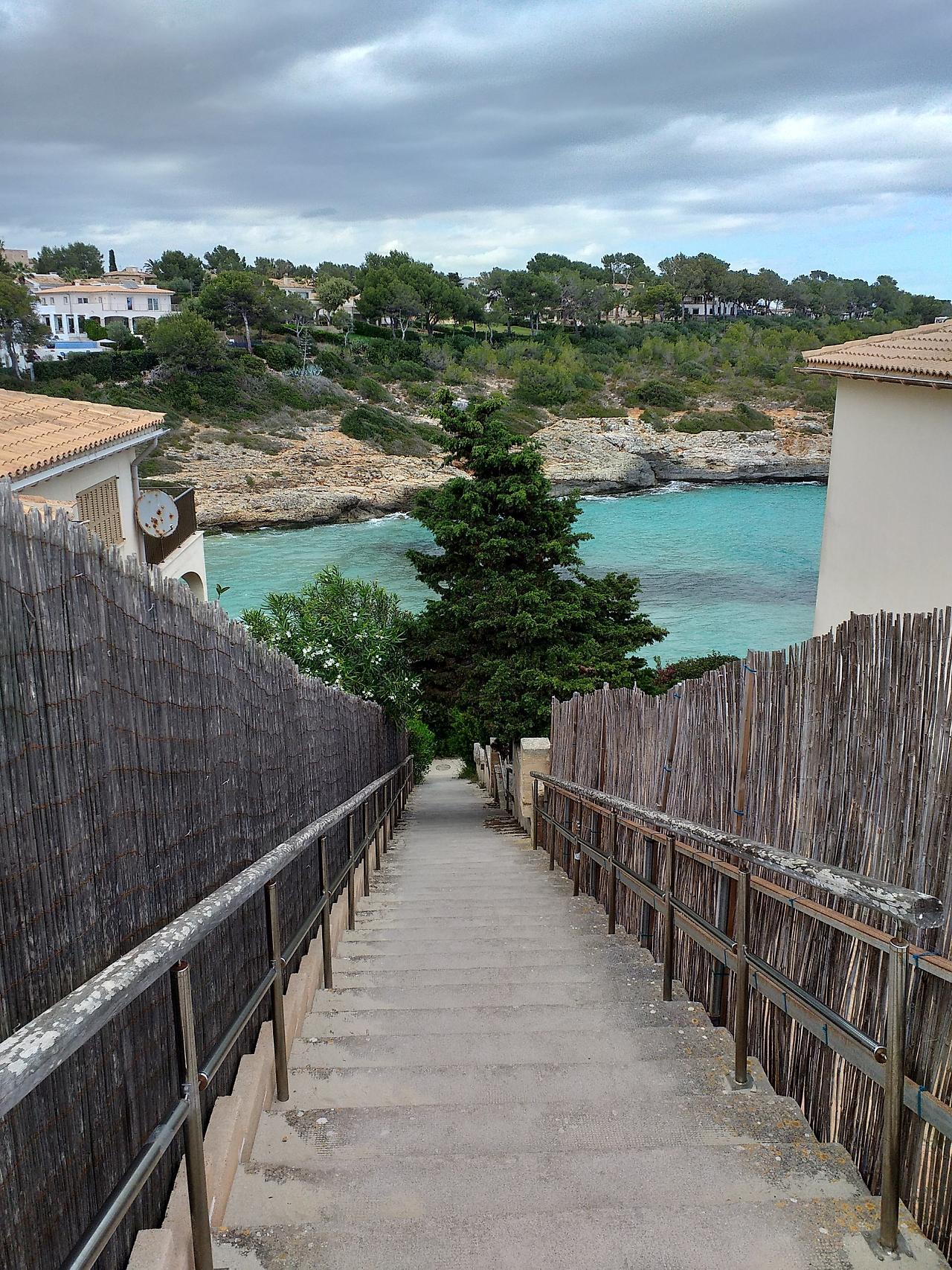 Flipflop Cala Mandia Hotel