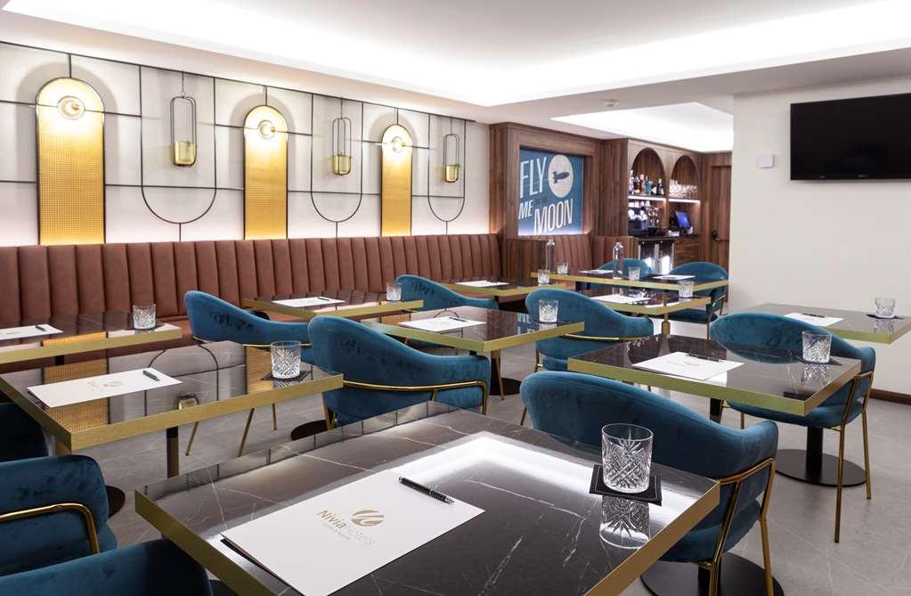 Nivia Born Boutique 5*