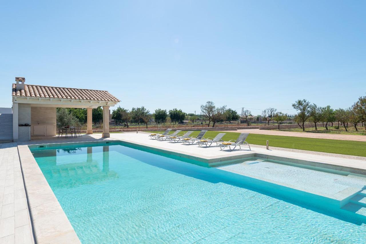 Villa Mireia 2002 With Pool And Garden By Bebreeze Mallorca Binisalem