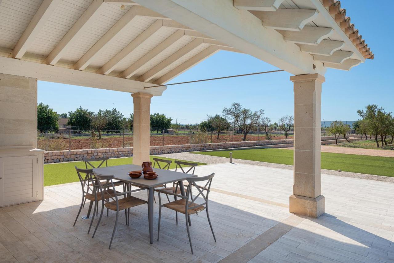Villa Mireia 2002 With Pool And Garden By Bebreeze Mallorca Binisalem