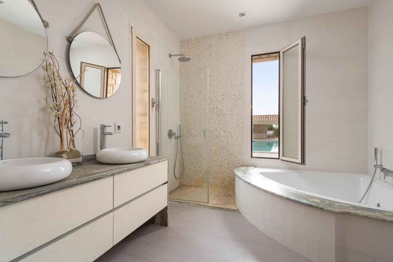 Mireia 2002 With Pool And Garden By Bebreeze Mallorca Villa *