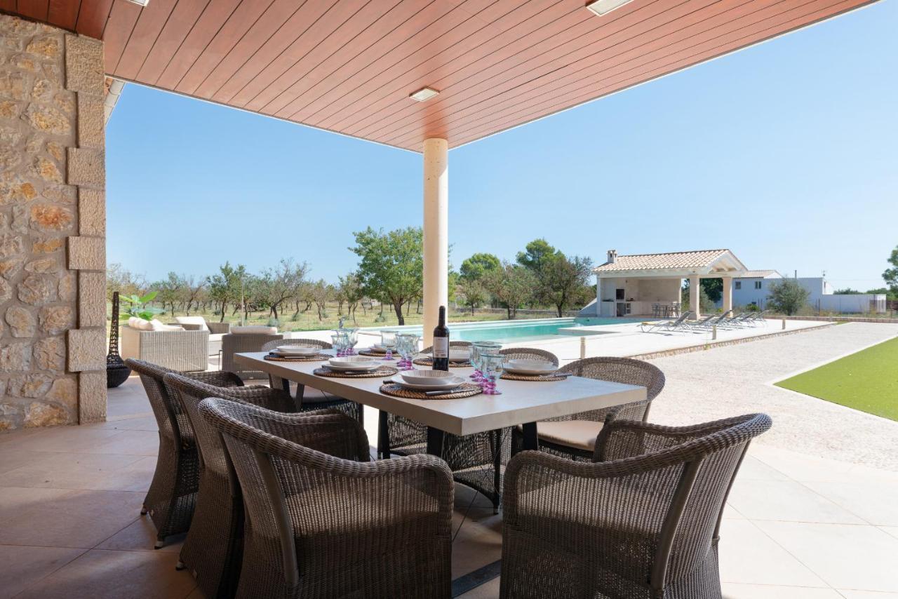 Mireia 2002 With Pool And Garden By Bebreeze Mallorca Villa