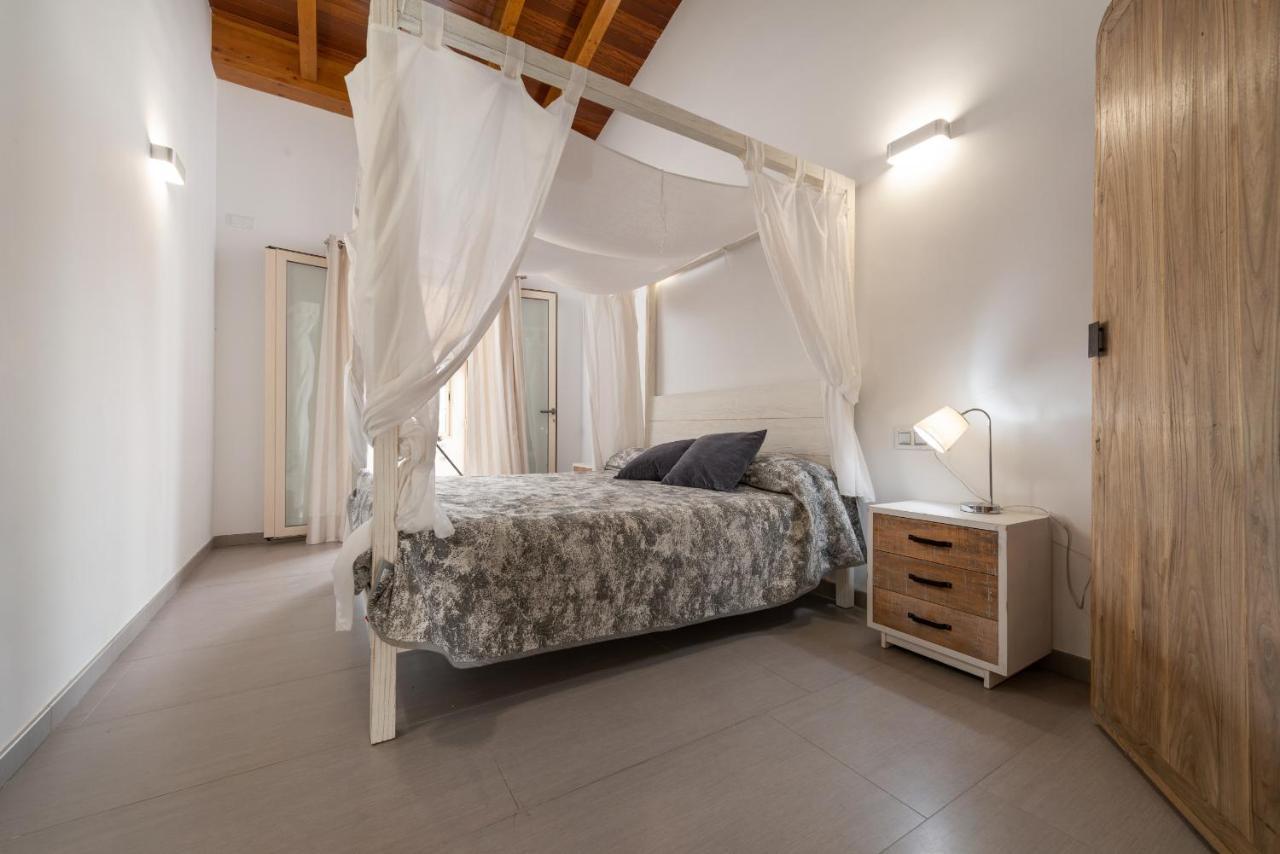 Villa Mireia 2002 With Pool And Garden By Bebreeze Mallorca Binisalem