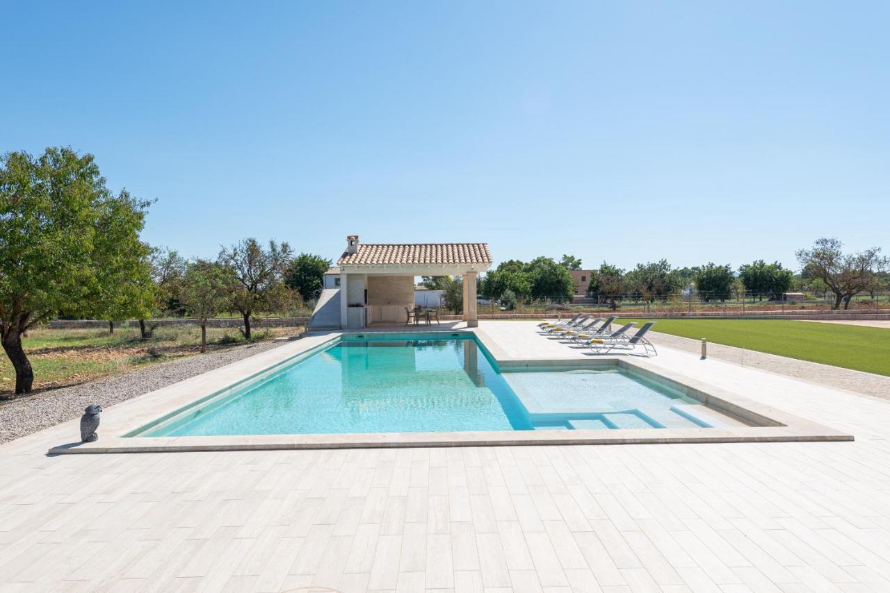 Mireia 2002 With Pool And Garden By Bebreeze Mallorca Binisalem