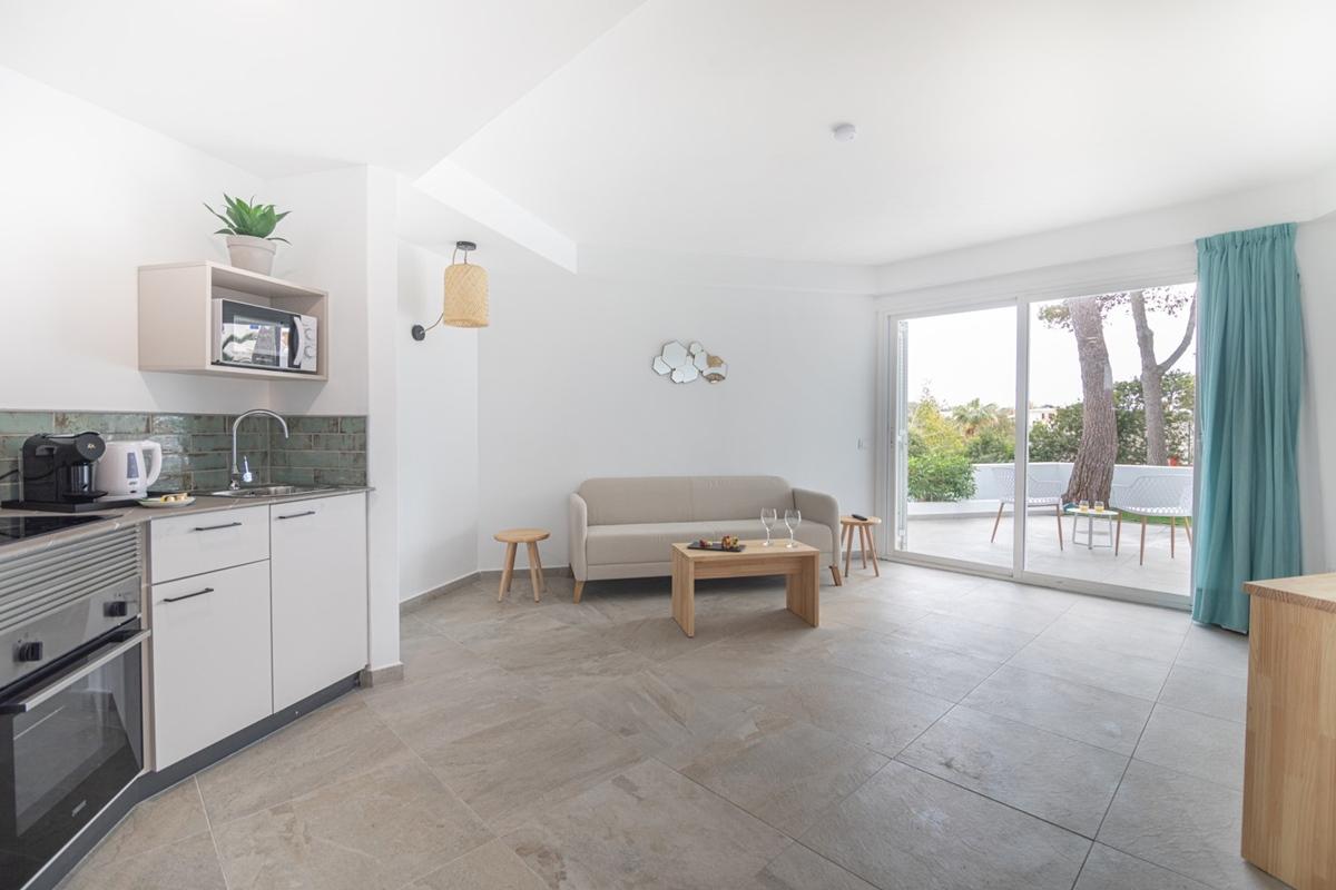 Marsenses Ferrera Blanca Family 4*