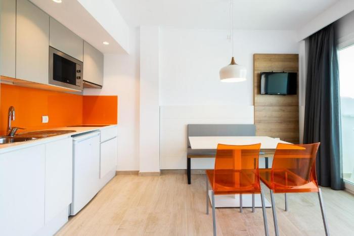 Apartahotel Casablanca Apartments, 3*