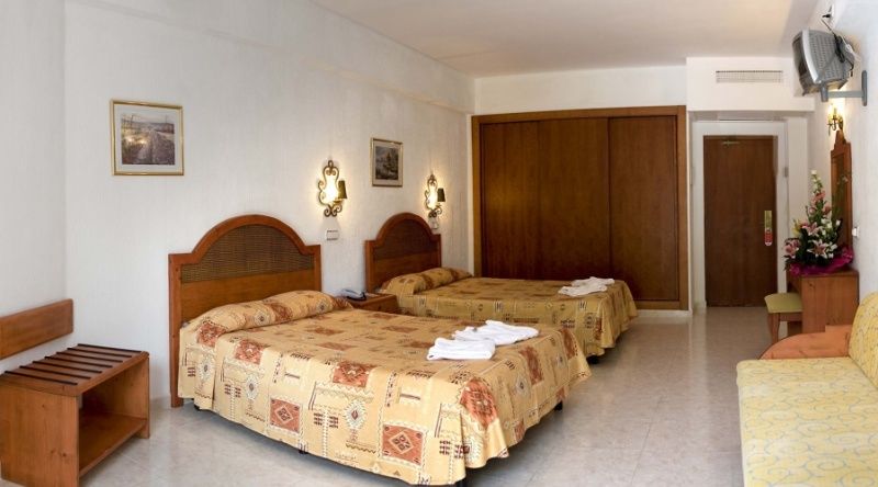 Fergus Bermudas Hotel 4*