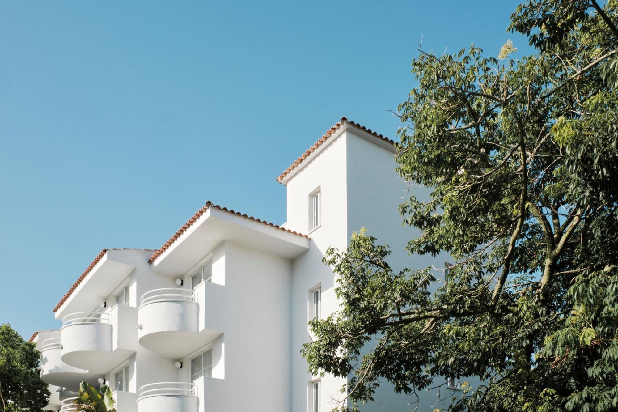 Aparthotel Prinsotel La Pineda 4*