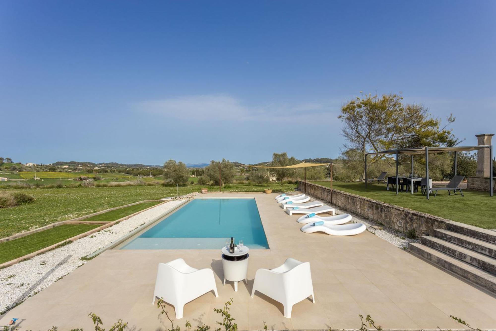 Lloret Family Villa *