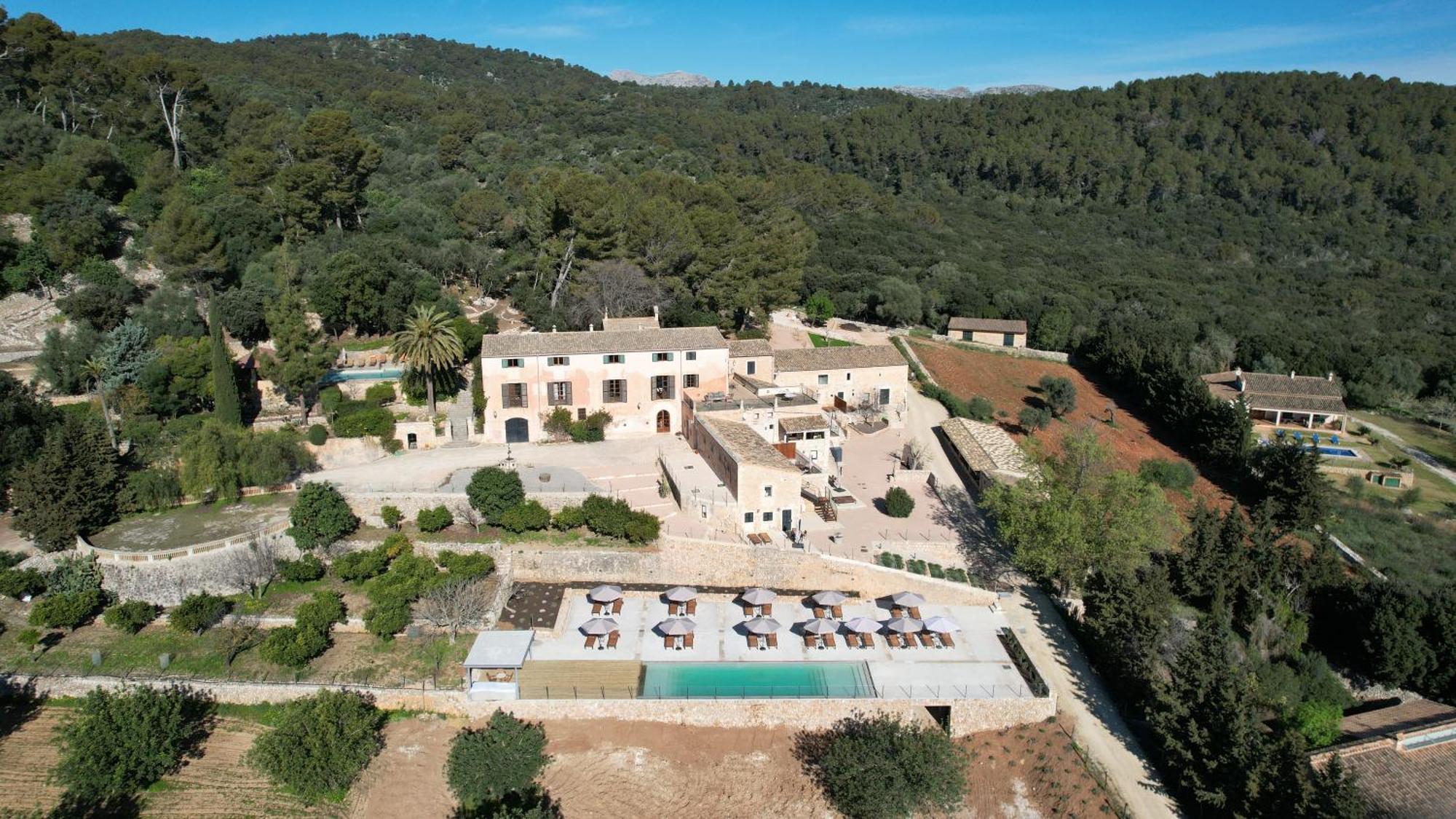 Son Cladera Farm stay