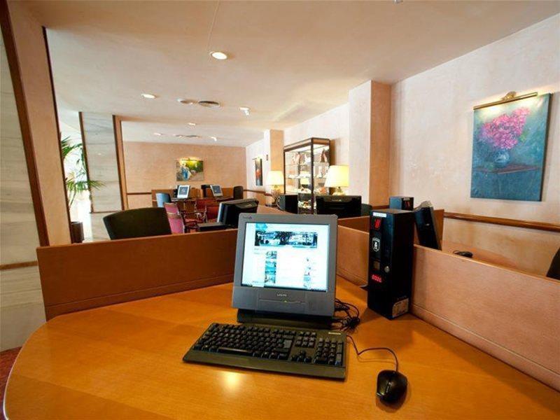 Grupotel Taurus Park Hotel 4*