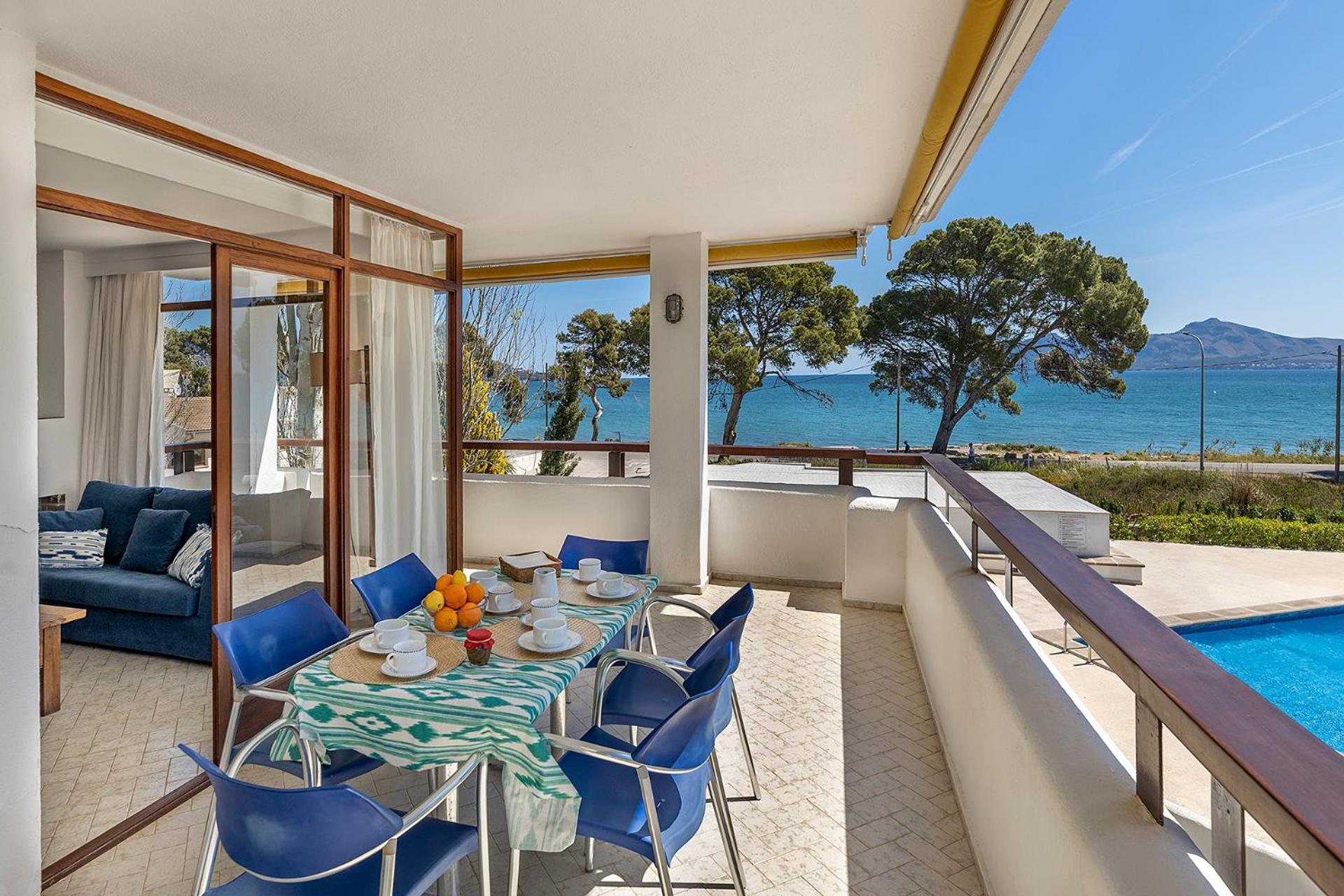 Llenaire 1, Sea View, Pool, Wifi Apartamento