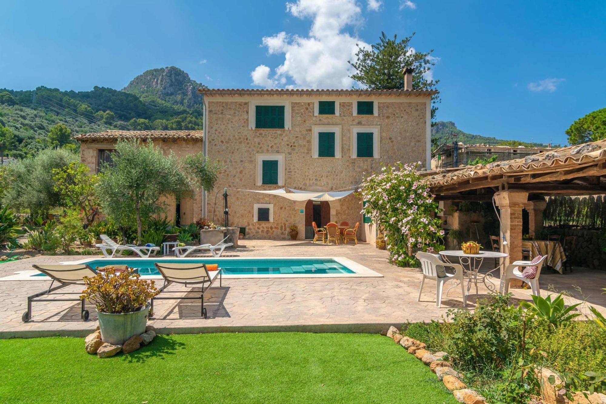 Frontera Villa *