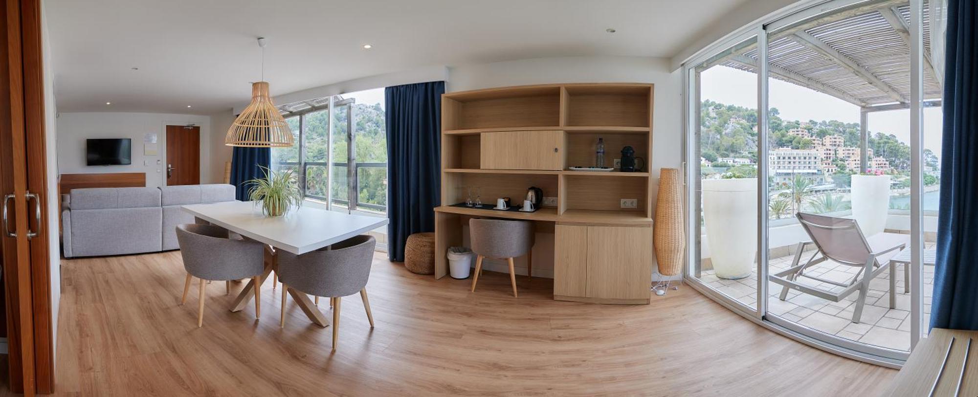 Geranios Hotel 4*