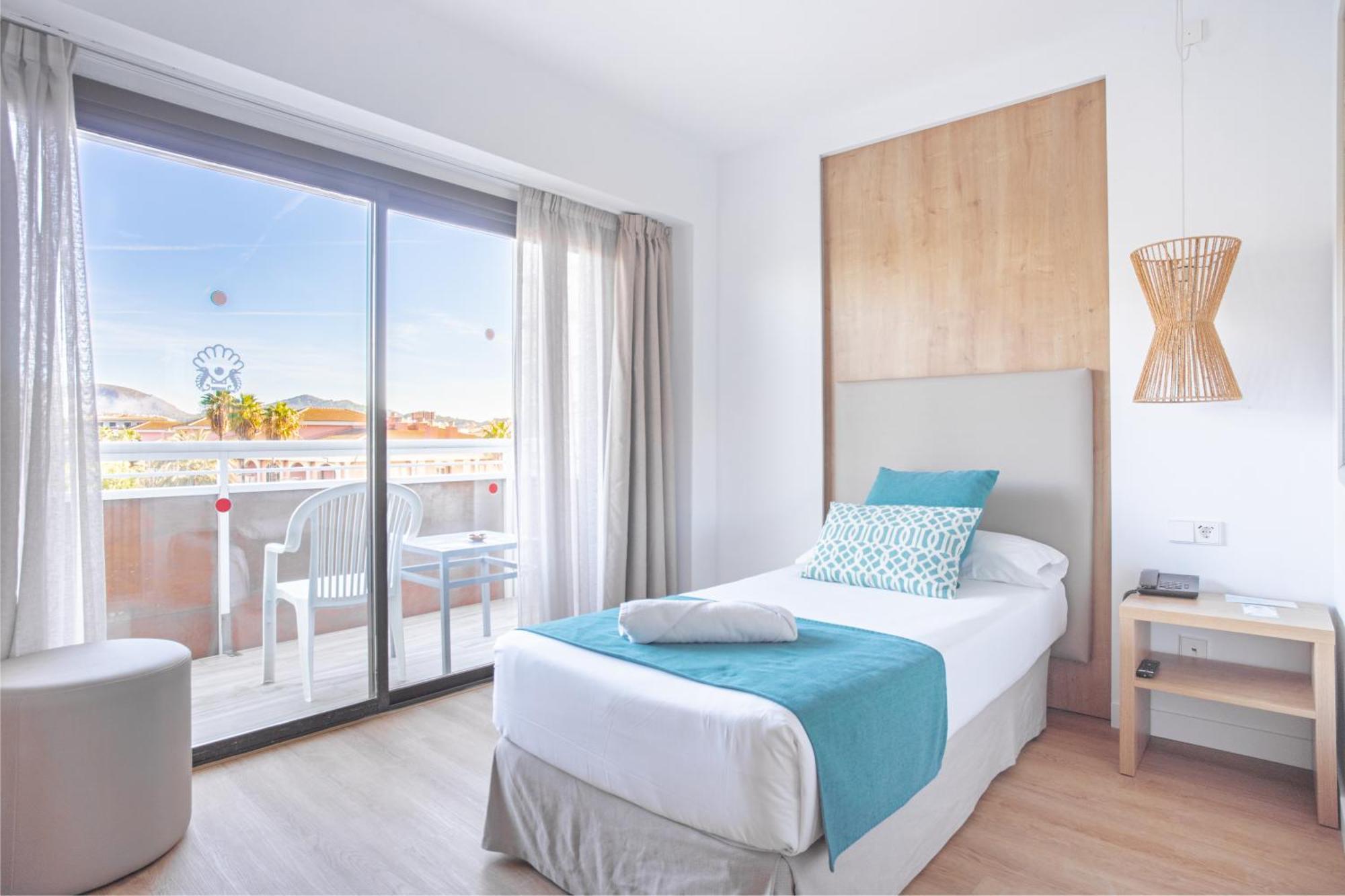 Bahia De Alcudia & 4*