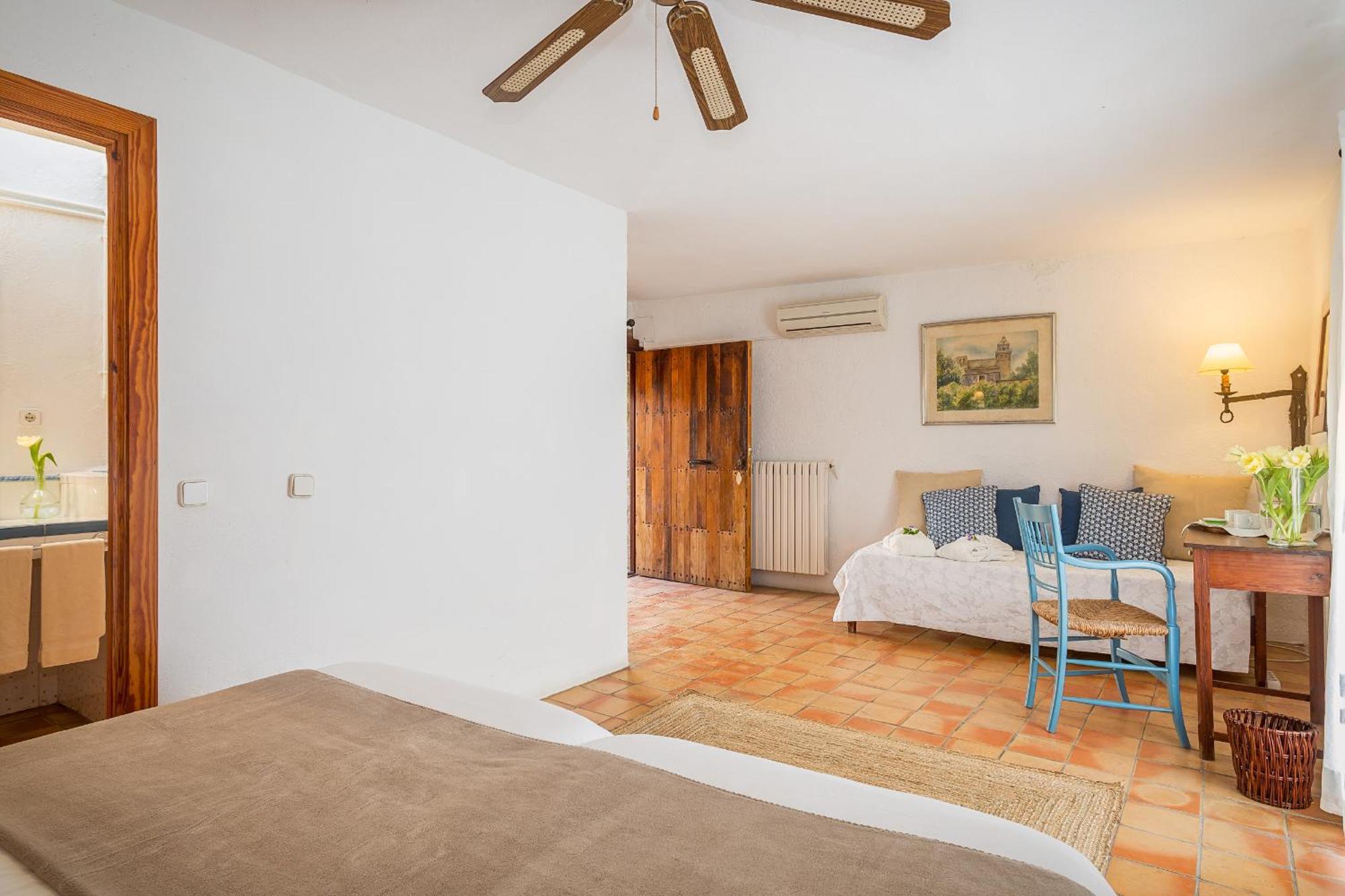 Hotel Es Castell Binibona