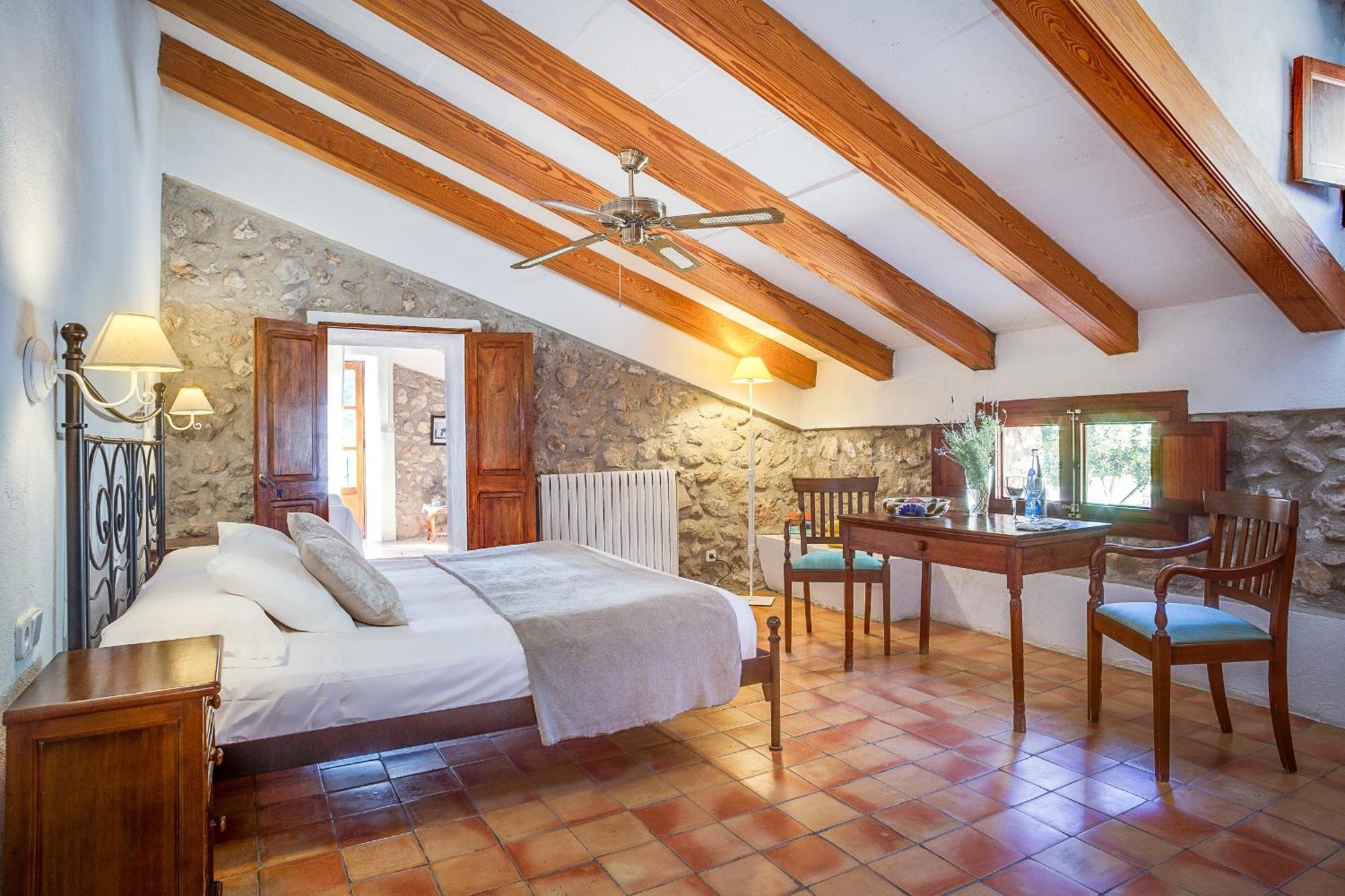 Hotel Es Castell