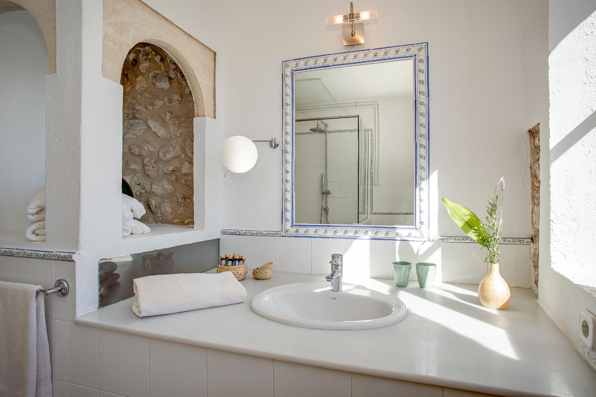 Es Castell Hotel 4*