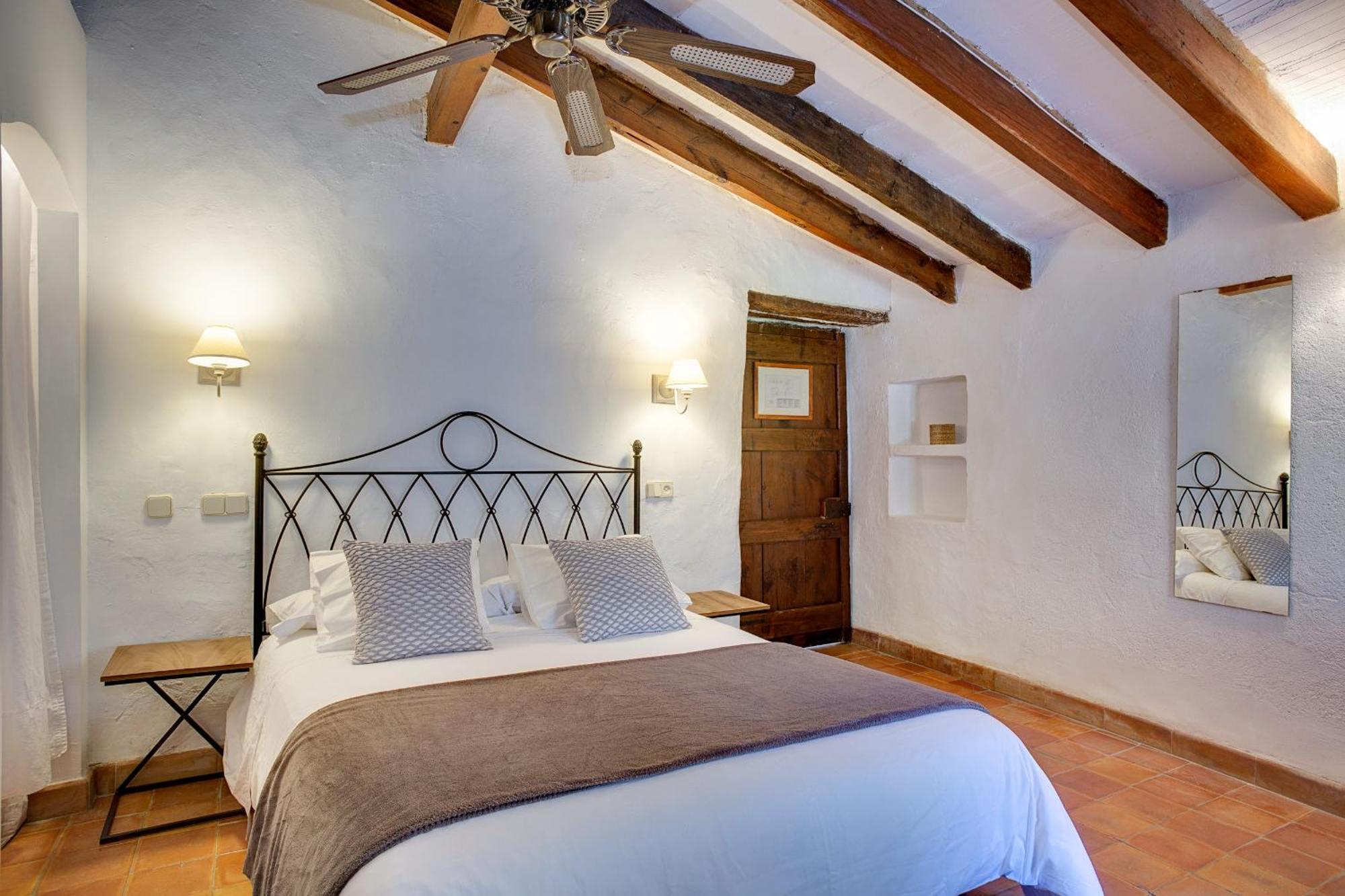Es Castell 4* Binibona