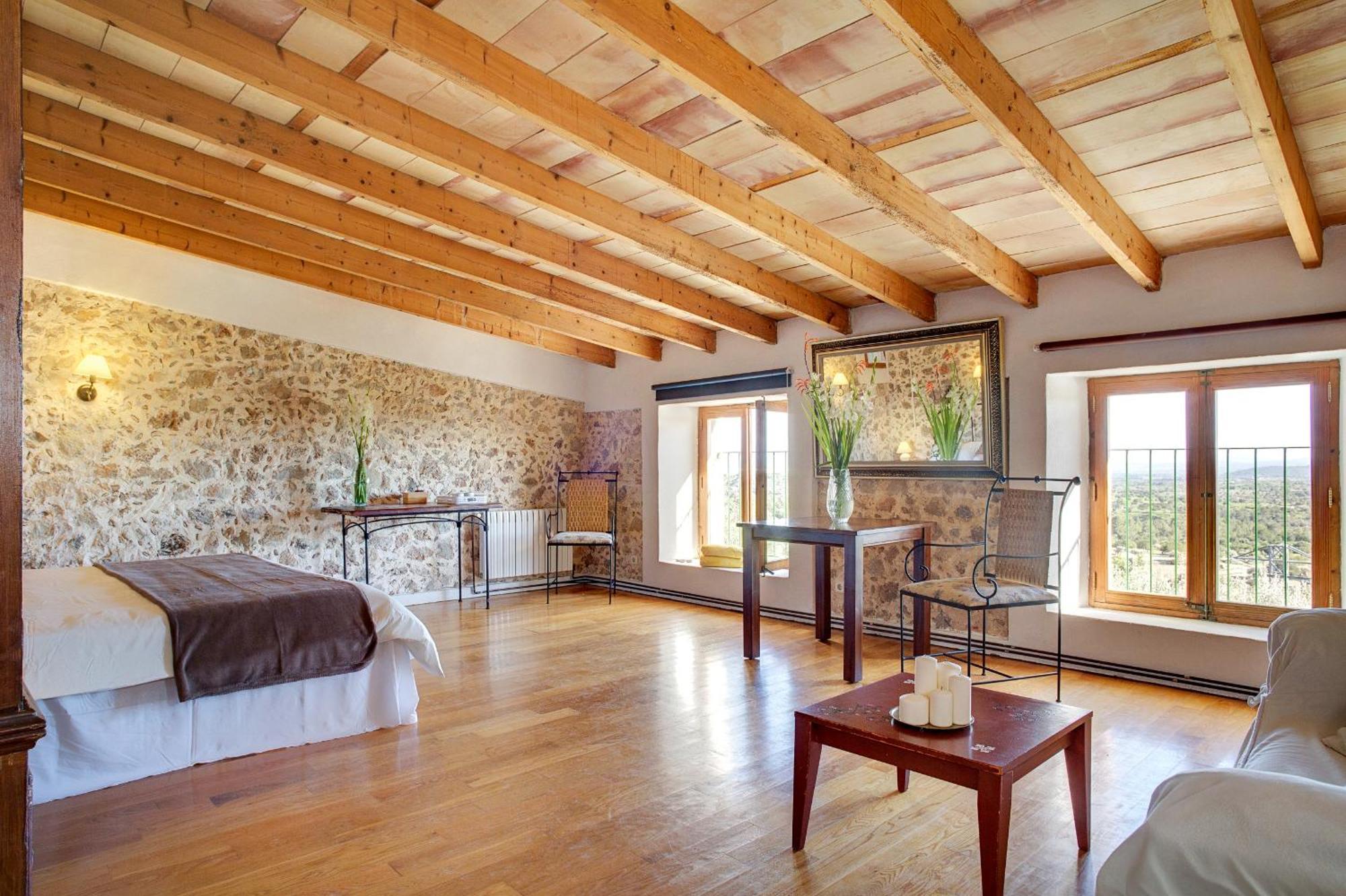 Hotel Es Castell 4*