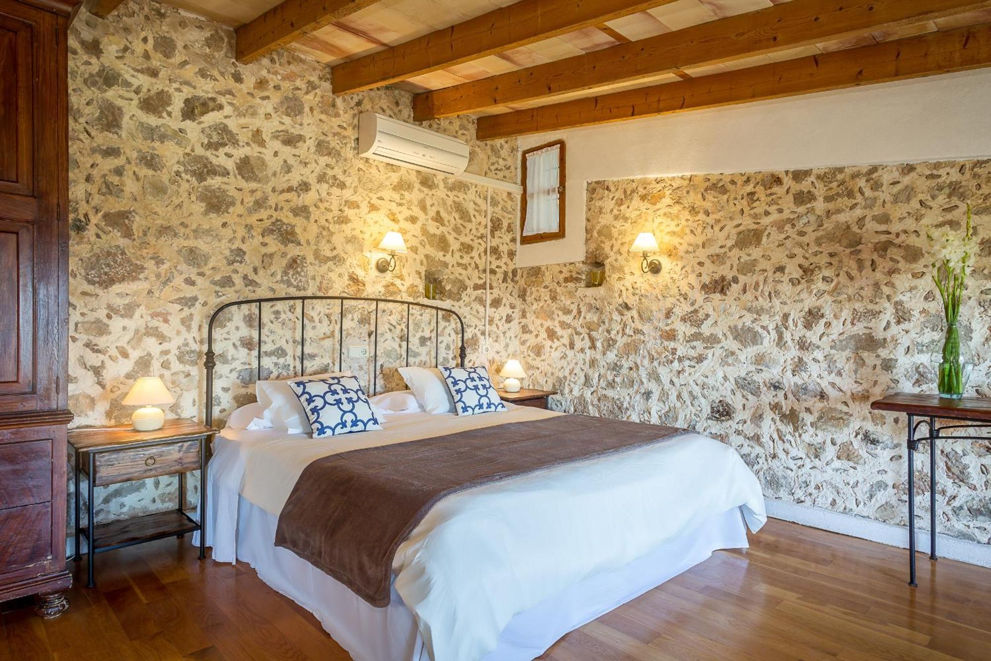 Hotel Es Castell Binibona