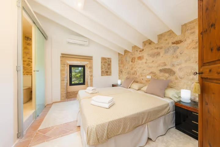 So Na Sopa Con Piscina Y Un Precioso Jardin Villa Artà