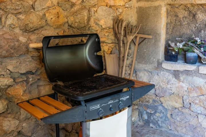 So Na Sopa Con Piscina Y Un Precioso Jardin Villa Artà
