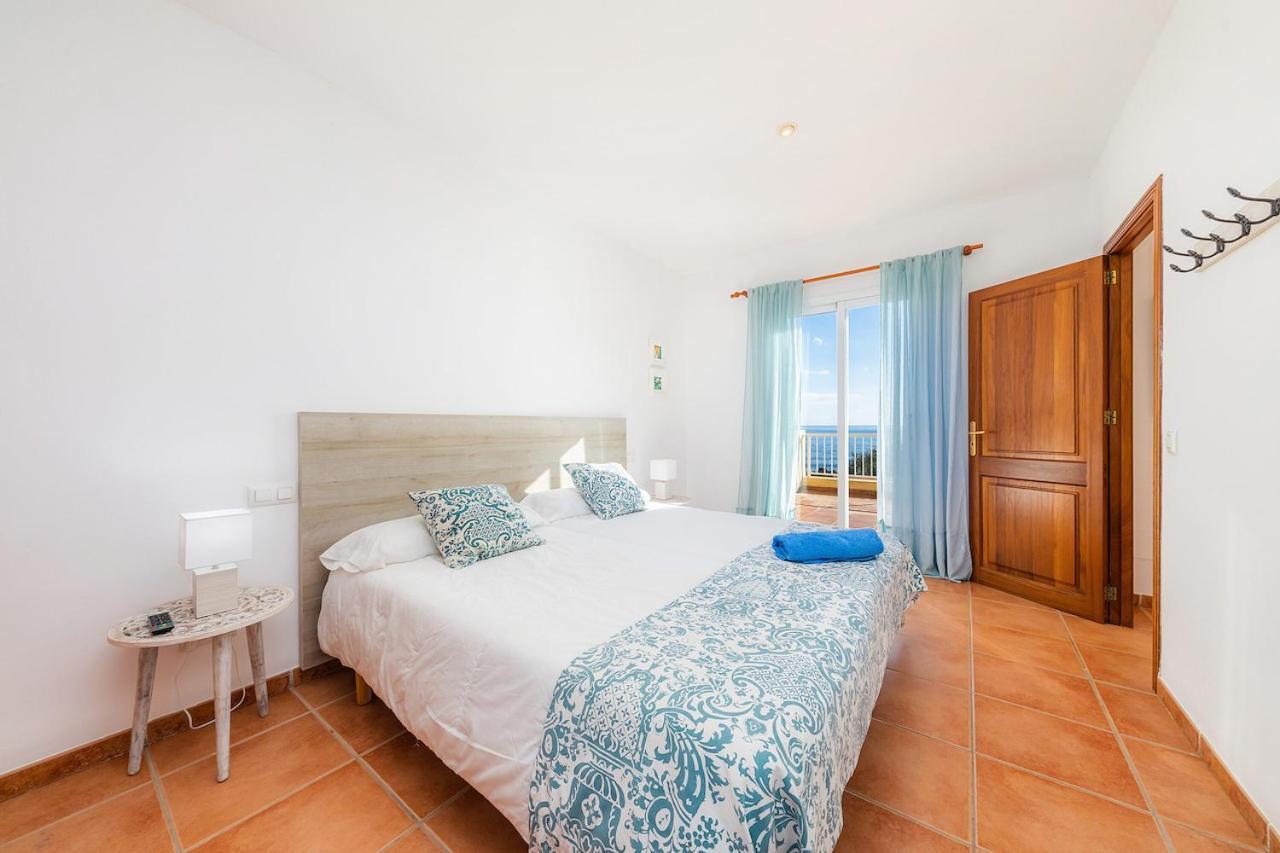 Sa Copinya, Frente A La Costa De Cala Bona Villa *