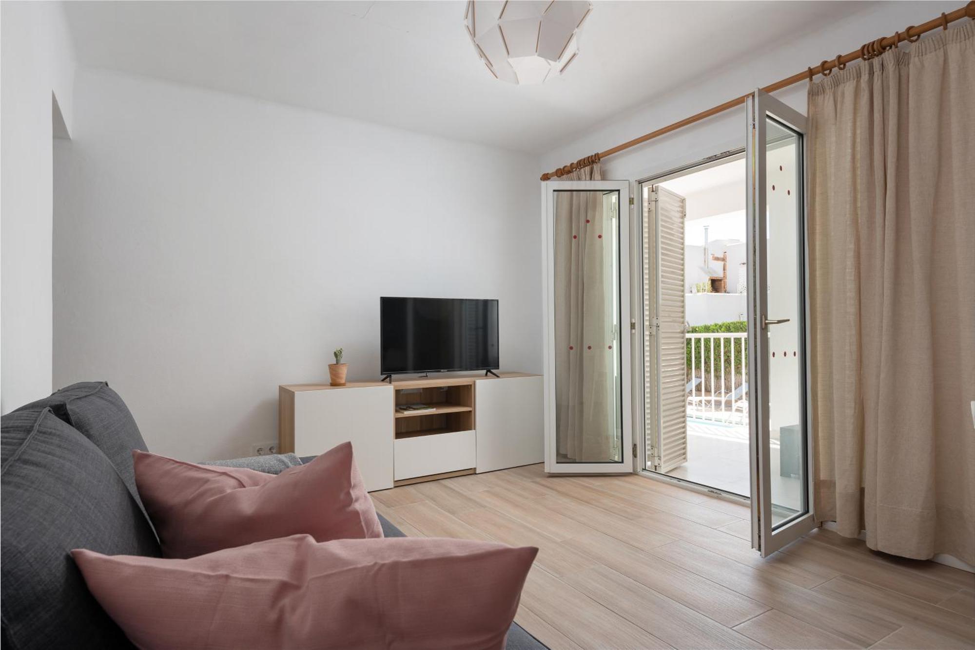 Apartamento Sunset By The Sea With Pool, Ac, Bbq, Wifi In