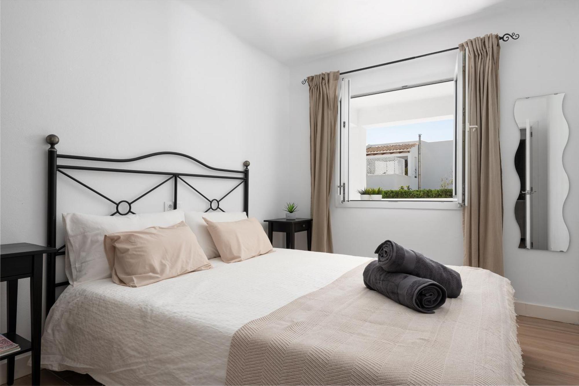 Apartamento Sunset By The Sea With Pool, Ac, Bbq, Wifi In Cala D´Or