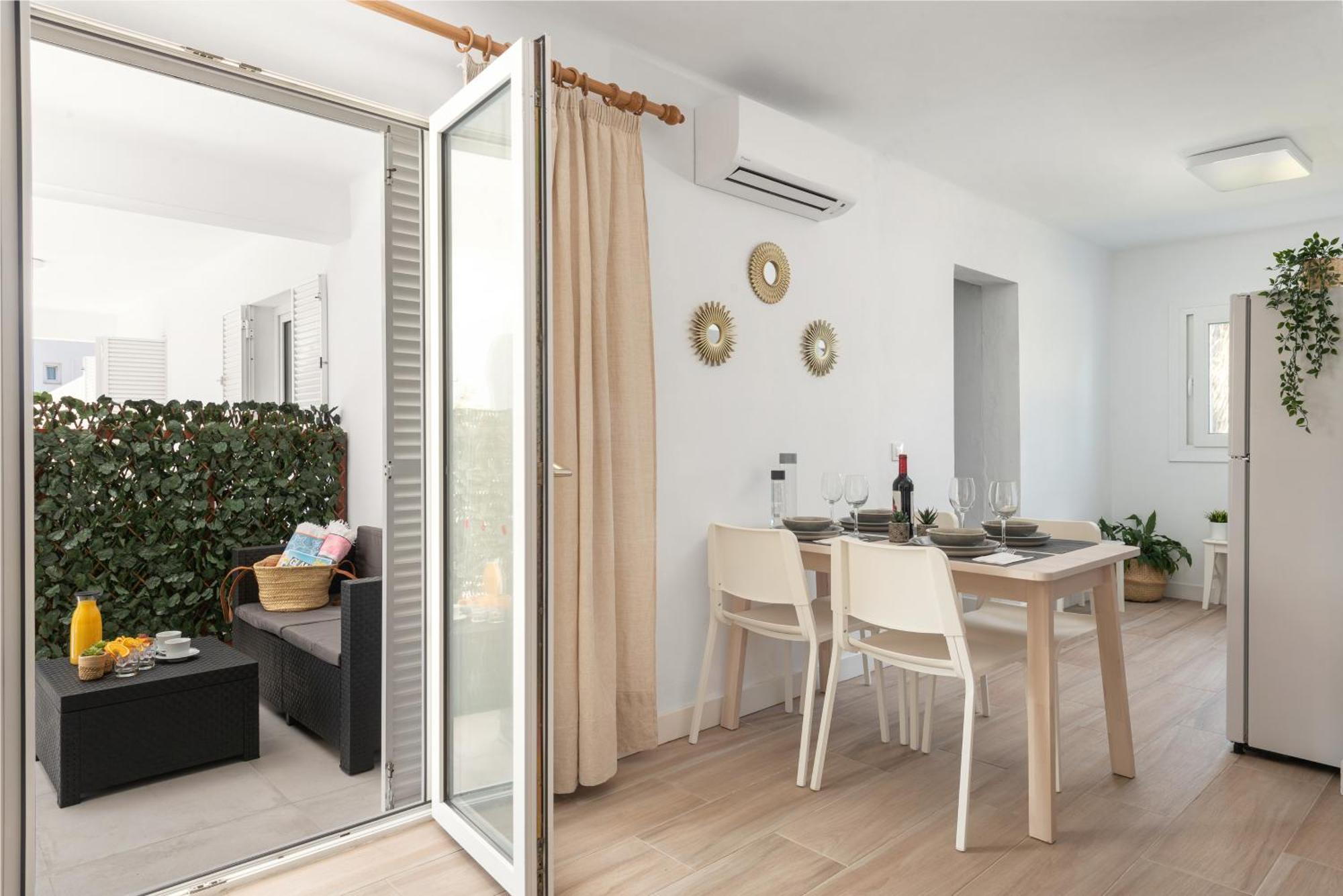 Sunset By The Sea With Pool, Ac, Bbq, Wifi In *